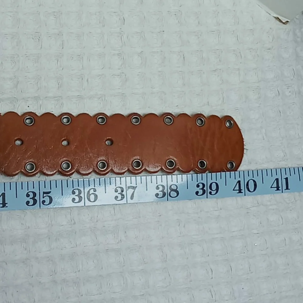 Fossil Brown Leather Belt With Coin Details Scalloped Edges And Grommets Size M - Picture 12 of 14